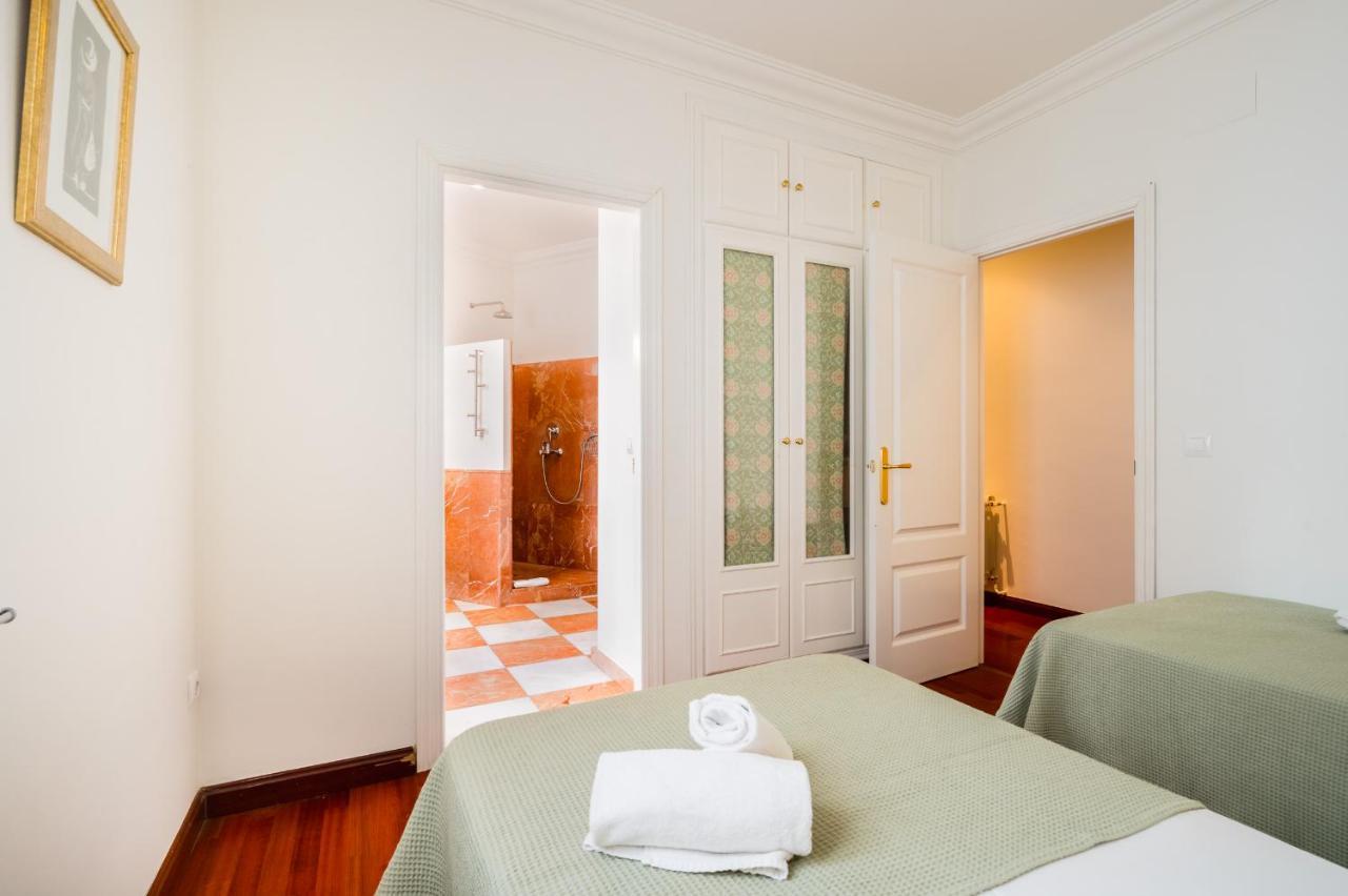 Amplio Y Luminoso-2d 2b-triana Appartement *