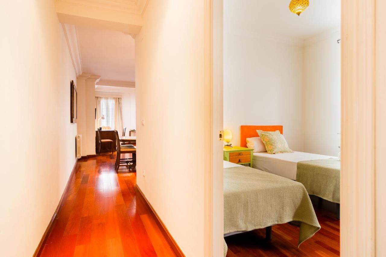 Amplio Y Luminoso-2d 2b-triana Appartement *
